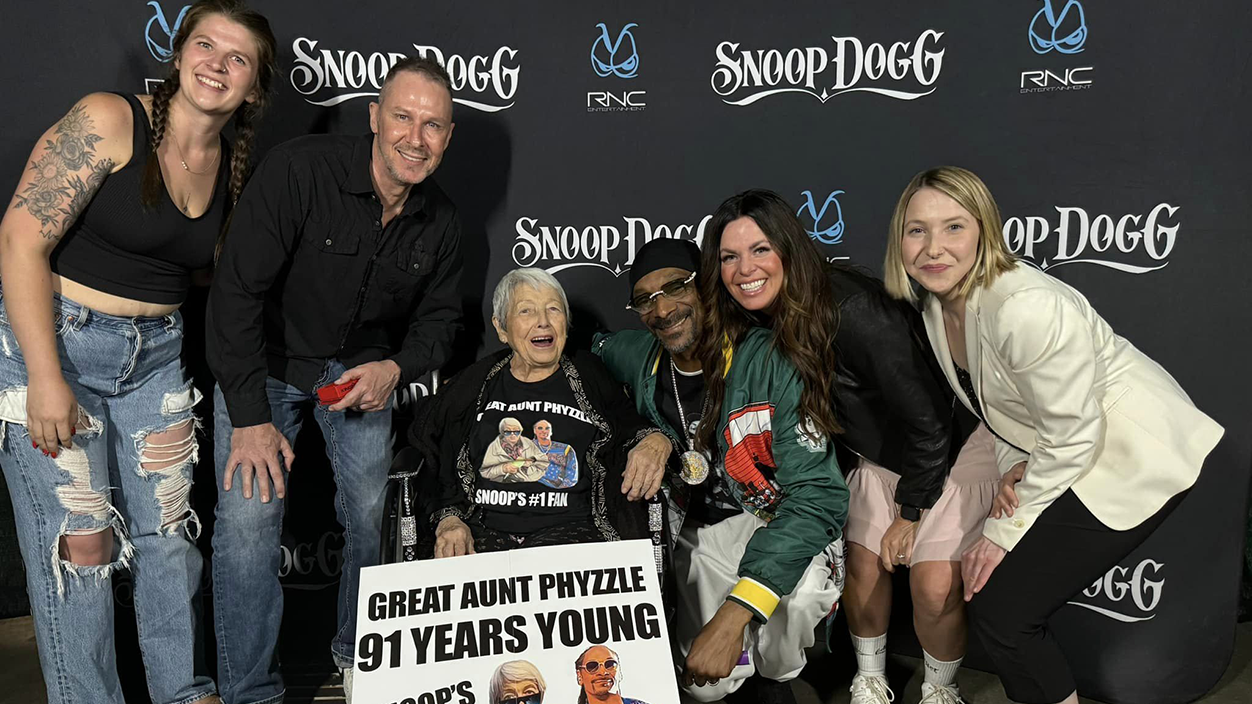 Snoop Dogg Got To Meet His Biggest Fan: A 91-Year-Old From Saskatoon
