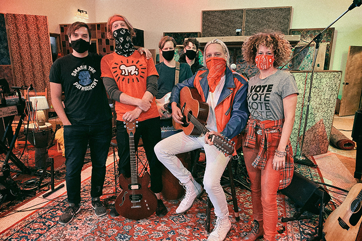 WATCH Arcade Fire Debuts Generation A